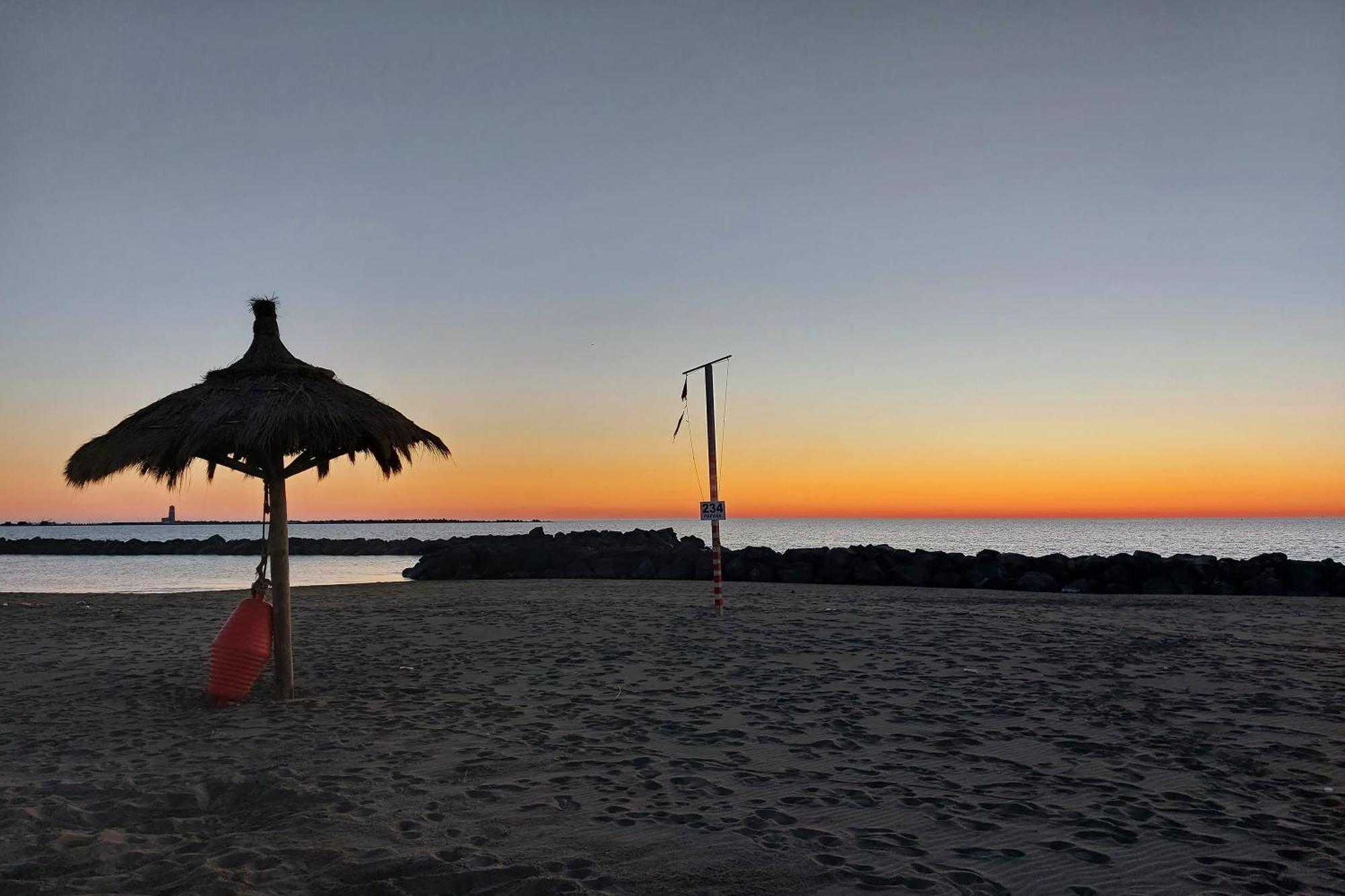 Summer&Winter Home By The Sea Фьюмичино Экстерьер фото